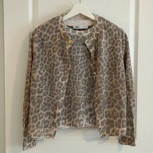 ZARA Leopard Print Fine Knit Twin Set | Cardigan + Short Sleeve Top- SZ S